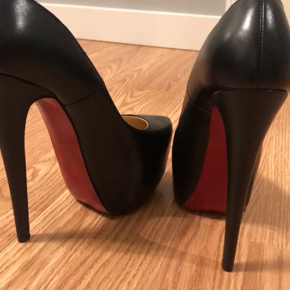 Christian Louboutin daffodile pumps - Picture 1 of 5